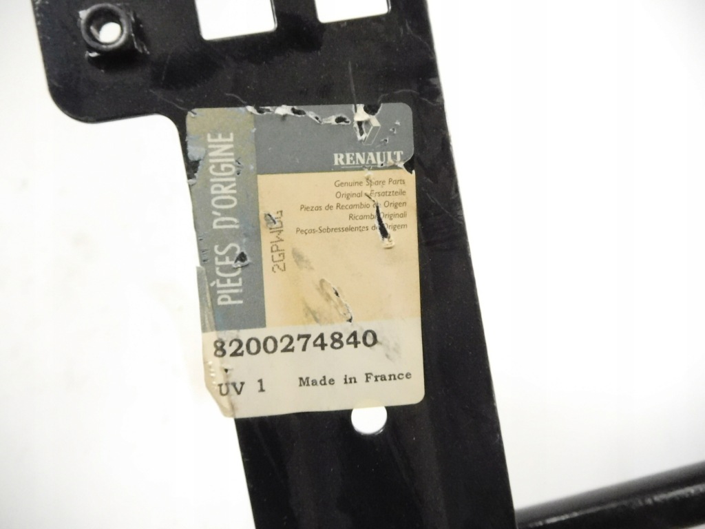 Кронштейн радіатора оливи renault 8200274840 в Україні