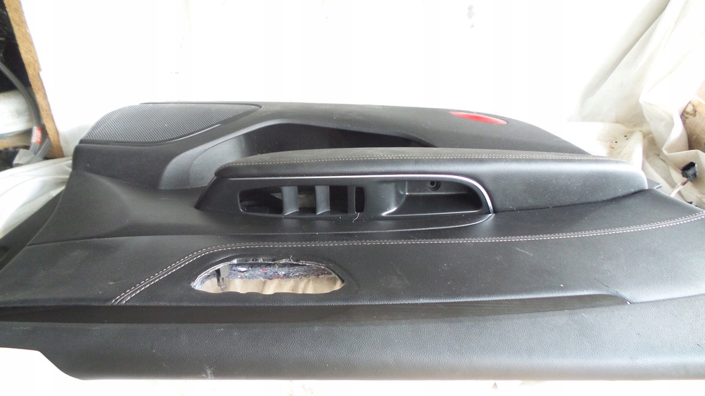 фото №8, Обивка правый перед обшивка talisman renault 2020 правая передняя кожа