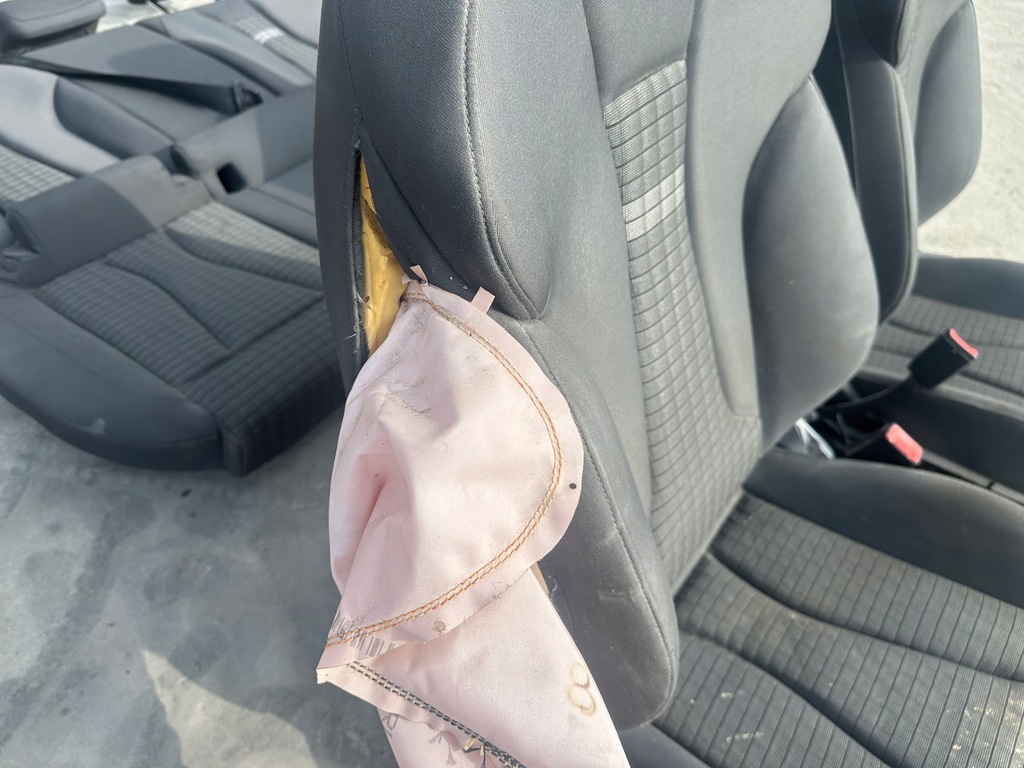 фото №6, Сиденья audi a3 8v sportback решётка ковши обшивки