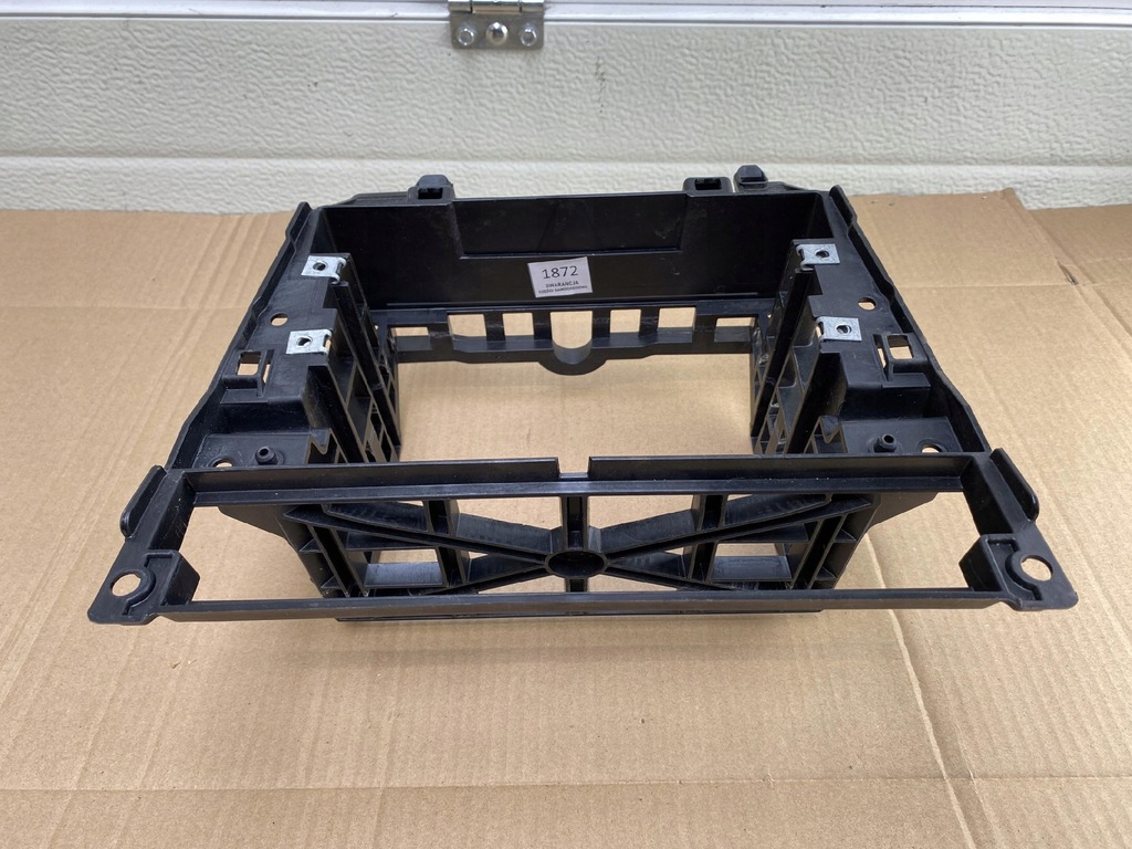 фото №5, Bmw 5 e60 e61 каркас кронштейн радио радио