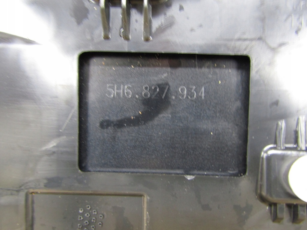 фото №9, Спойлер спойлер крышки козырёк vw golf 8 viii hb 5h6 20- 5h6827934