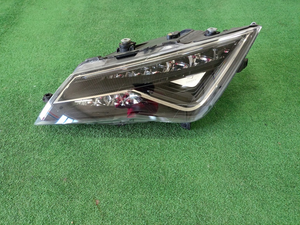 фото №1, Лампа перед левая seat leon iii lift full led