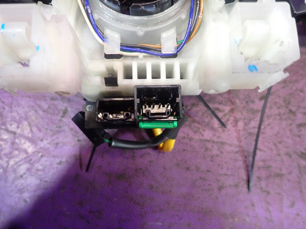 фото №5, Mitsubishi outlander i 03- перемикач комбінований стрічка керма 8600a042