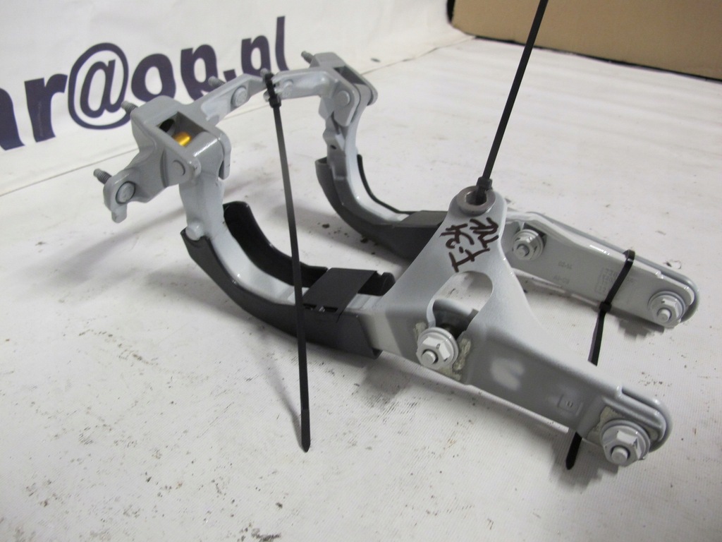 фото №2, Петли крышки задняя bmw serii 3 f34 gt