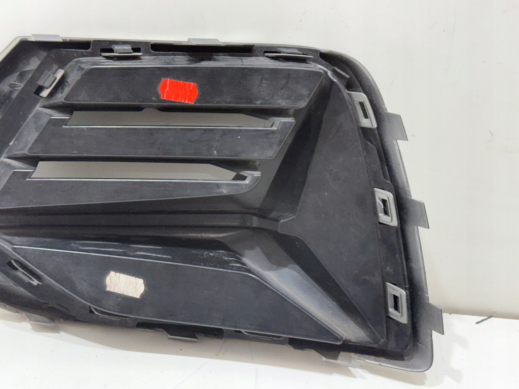 Audi q3 2 83a решітка права бампера передній перед оригінал ! Київ