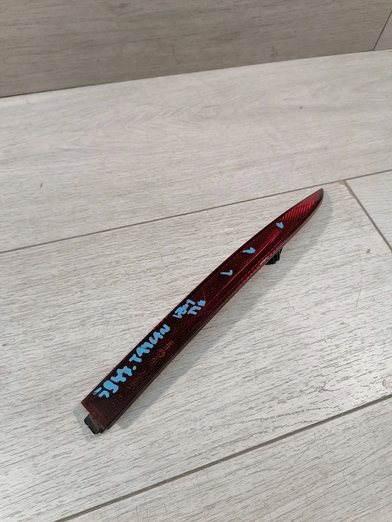 фото №3, Taycan відбивач бампер лівий задня 9j1945103e