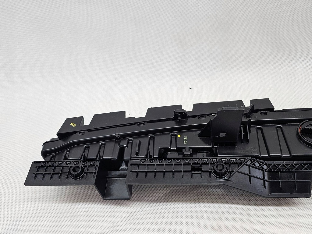 фото №11, Hyundai staria 22+ лампа перед середня led drl демонтаж 92209cg000