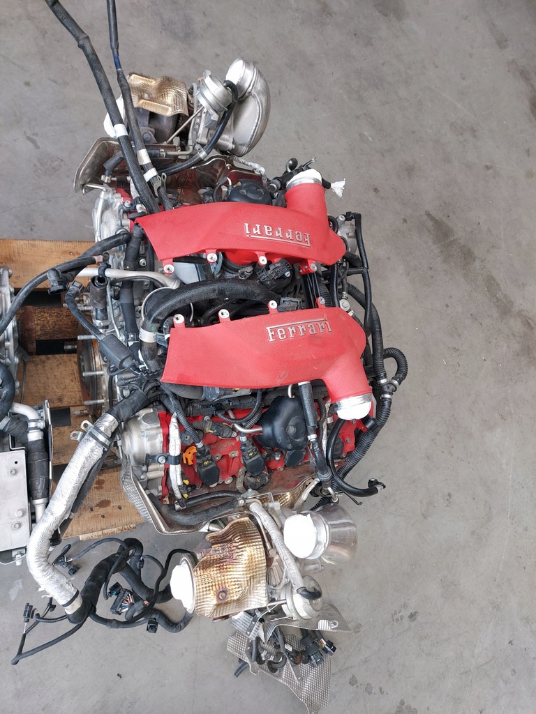 фото №6, Двигун ferrari f8 spider 3.9 kompletny