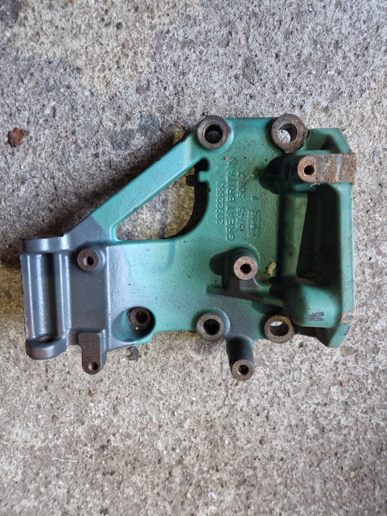 фото №1, Кронштейн кронштейн кронштейн двигуна генератора volvo fh fm 20922883