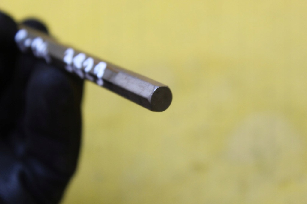 фото №4, Вал привід оливи cds a8 d4 4.2 tdi