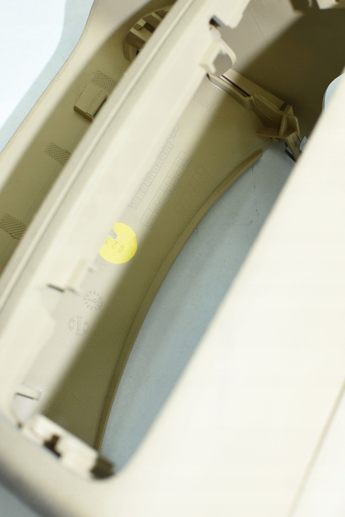 фото №7, Защита туннель среднего audi a6 4g a7 4g 4g0864376b пепельница beż