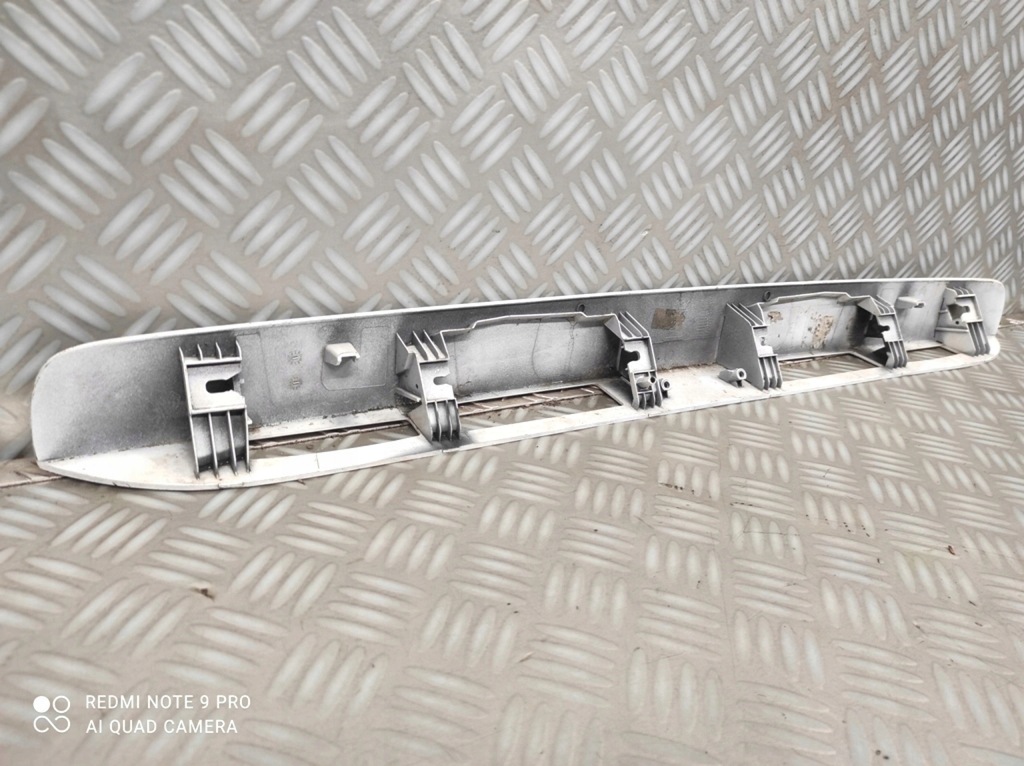 фото №15, Молдинг накладка кришки задній peugeot expert iii 2016-2023 9813797577