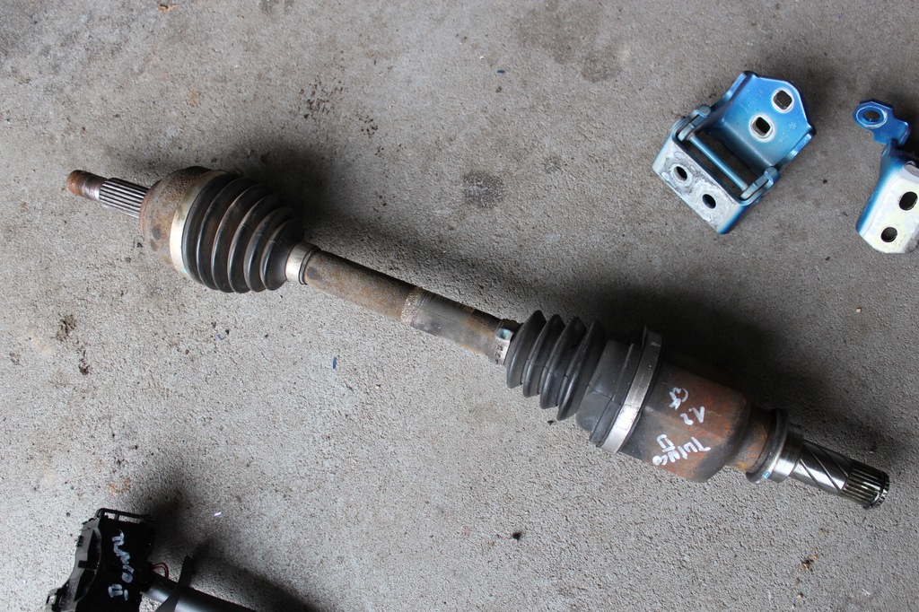 фото №1, Renault twingo ii 1.2 gt приводной вал левая сторона