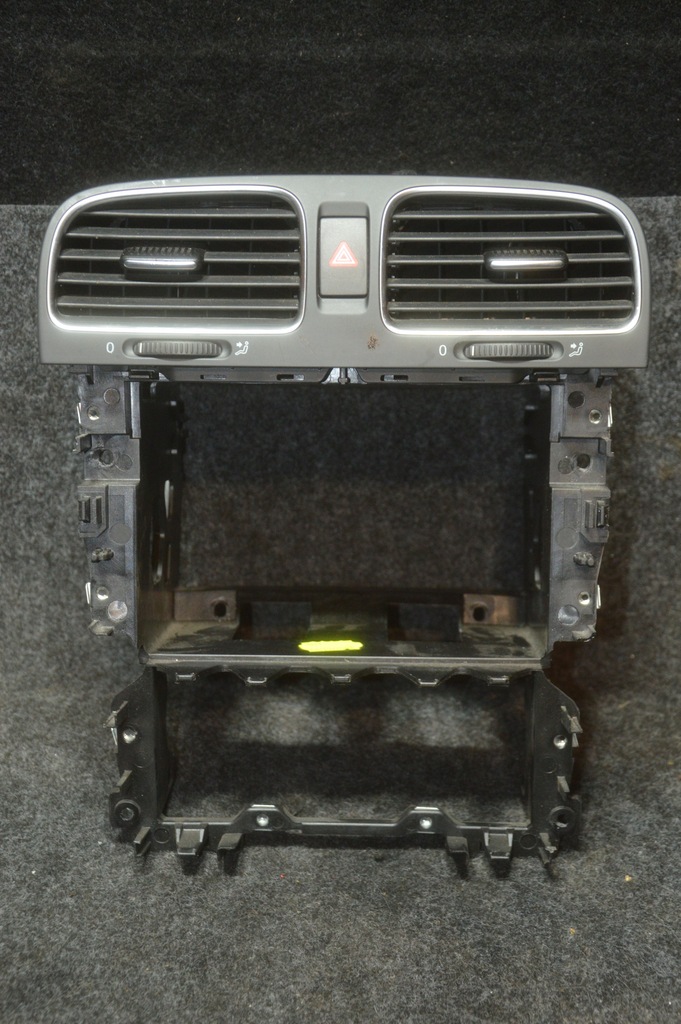 фото №1, Vw golf vi 5d рамка радио 5k0858089d