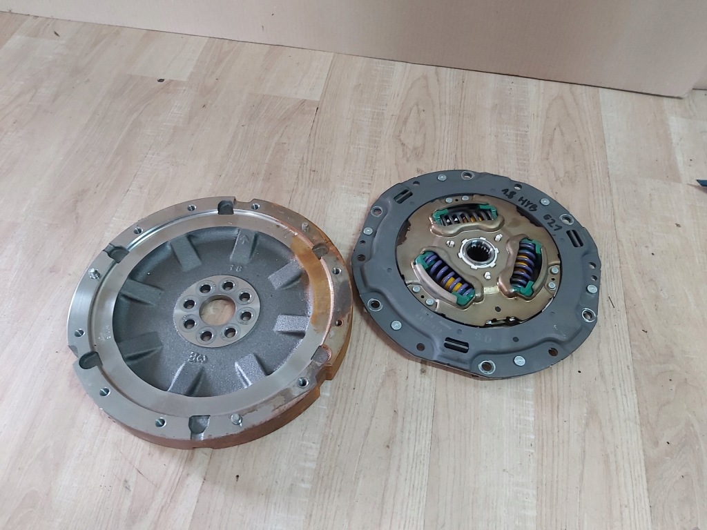 фото №1, Toyota corolla e21 зчеплення 1,8 c-hr prius iv