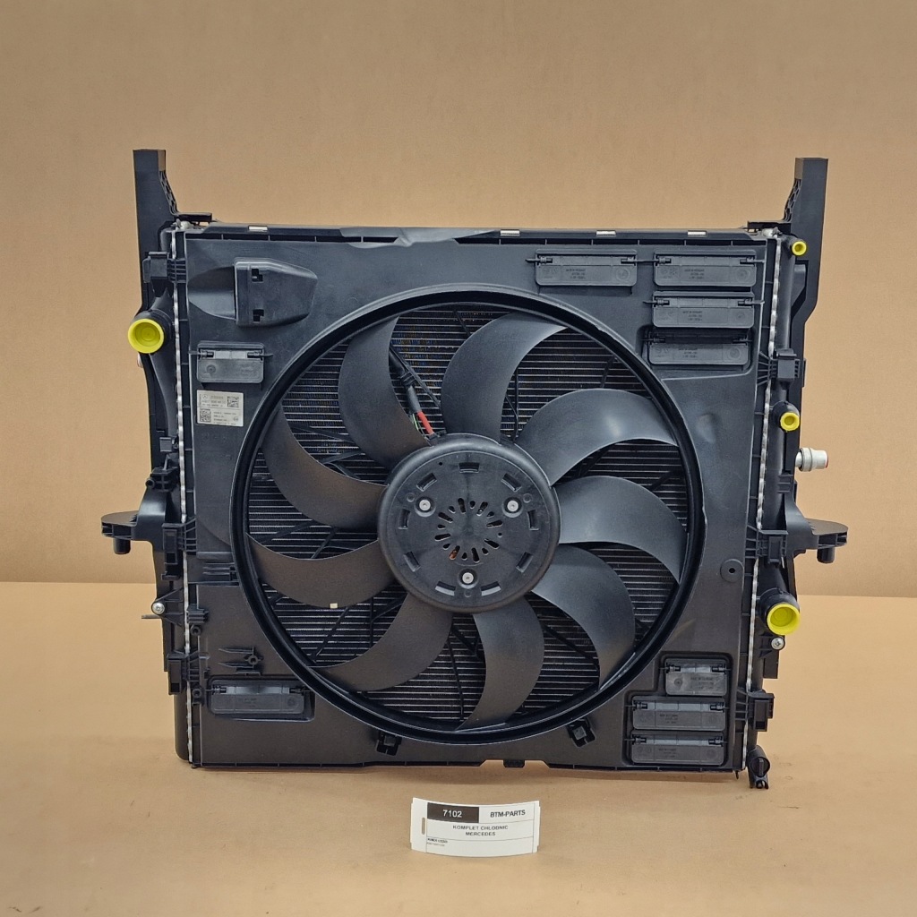 Купити Комплект радіатор mercedes sprinter w910 w907 рестайлінг  2.0cdi 654.920 2021-2025