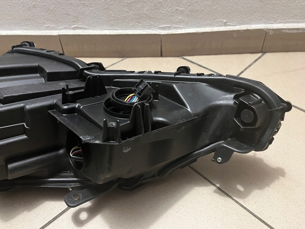 фото №12, Toyota camry vii 8 led 17- лампа передняя перед правая