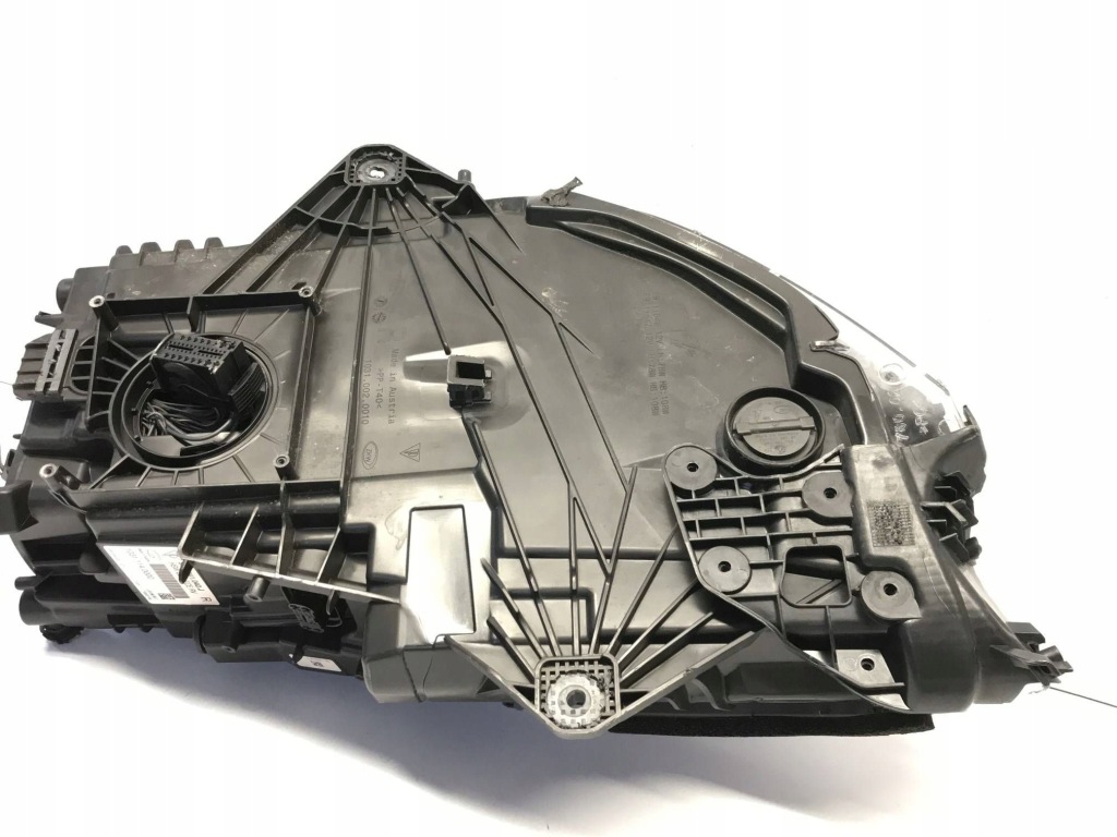 Porsche macan turbo gts фара ліва правий перед full led оригінальний номер 95b941040j Ціна