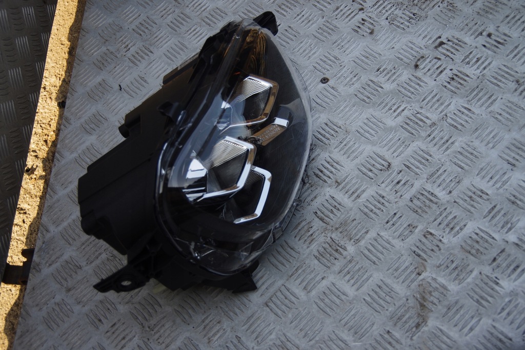 фото №11, Лампа лампы правая + левая citroen c3 iii led vision 9836161580 9836267180