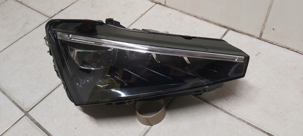 фото №1, Skoda scala права лампа перед передня фара full led 657941016a fl0205