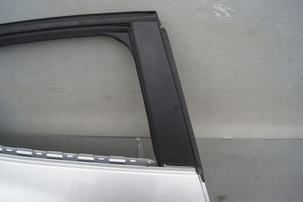 фото №3, Двері правий задня clio iv hb 2018 rok