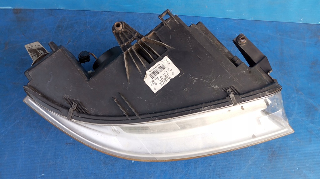 фото №13, Лампа левый перед eu 3b0941015ak vw passat b5 lift линза