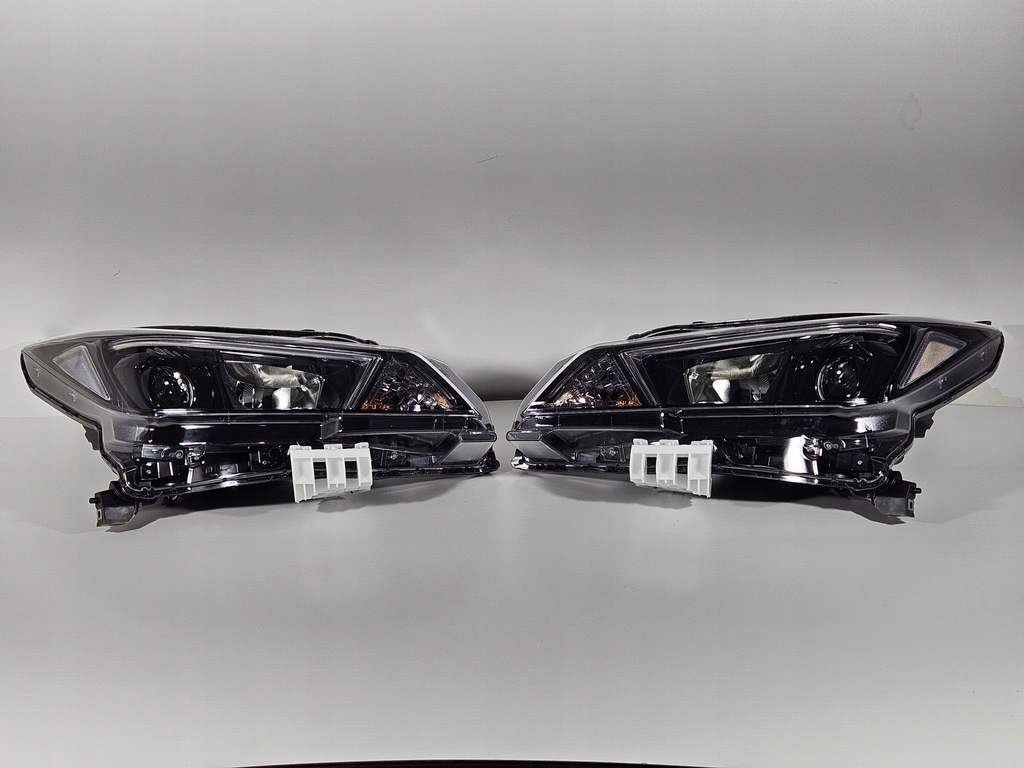 фото №1, Лампа ліва права перед передня комплект nissan leaf ii лінза led nowe eu