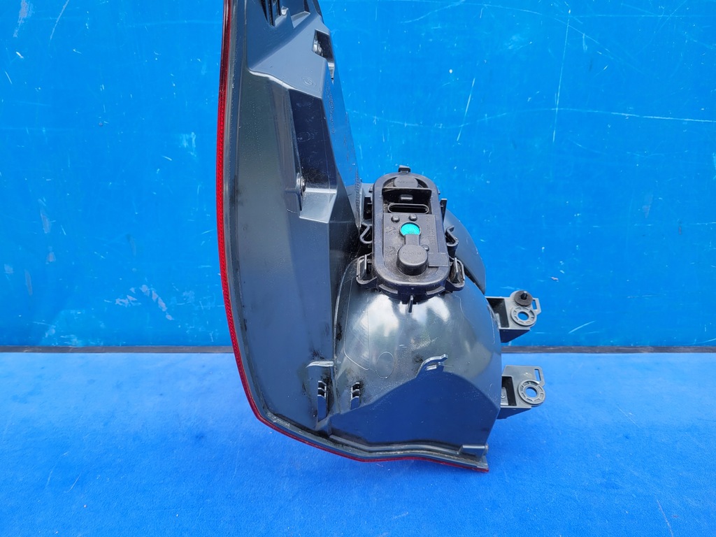 фото №10, Bmw x1 f48 2015-2019 15-19 лампа правая задняя задняя 7488542-04