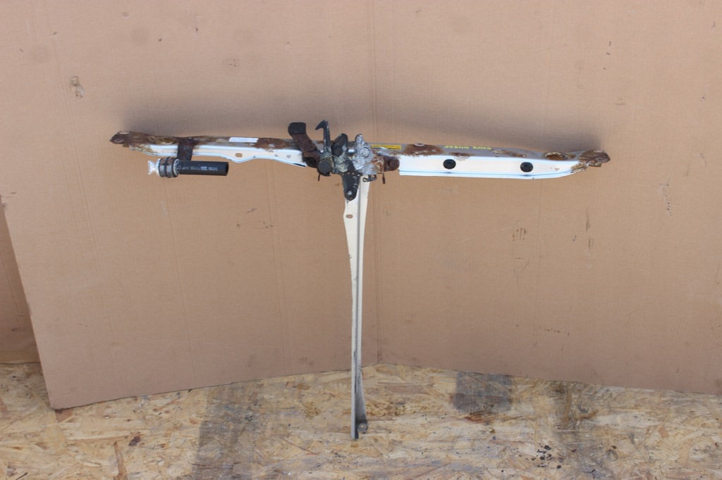 фото №1, Pas передний верхний усилитель toyota rav4 ii 00r-