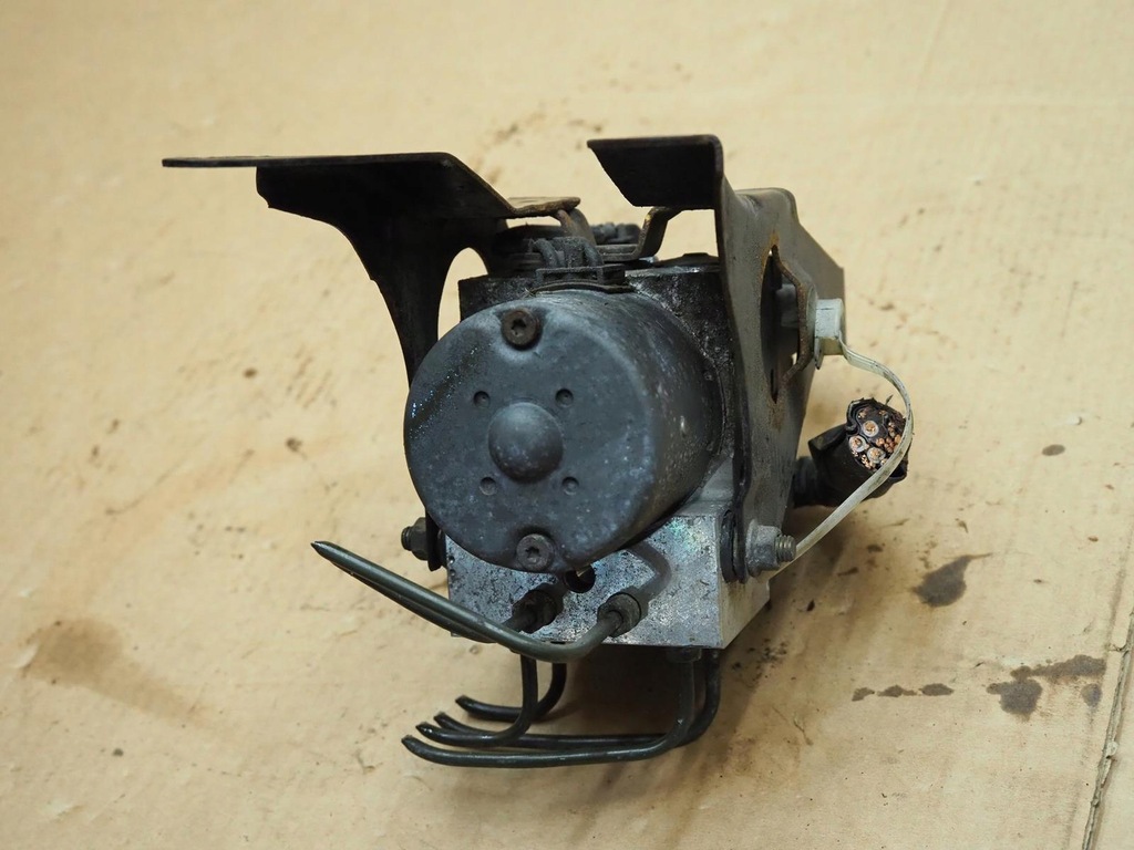 фото №12, Subaru legacy iii 01r 2.0b насос abs 27539ae050