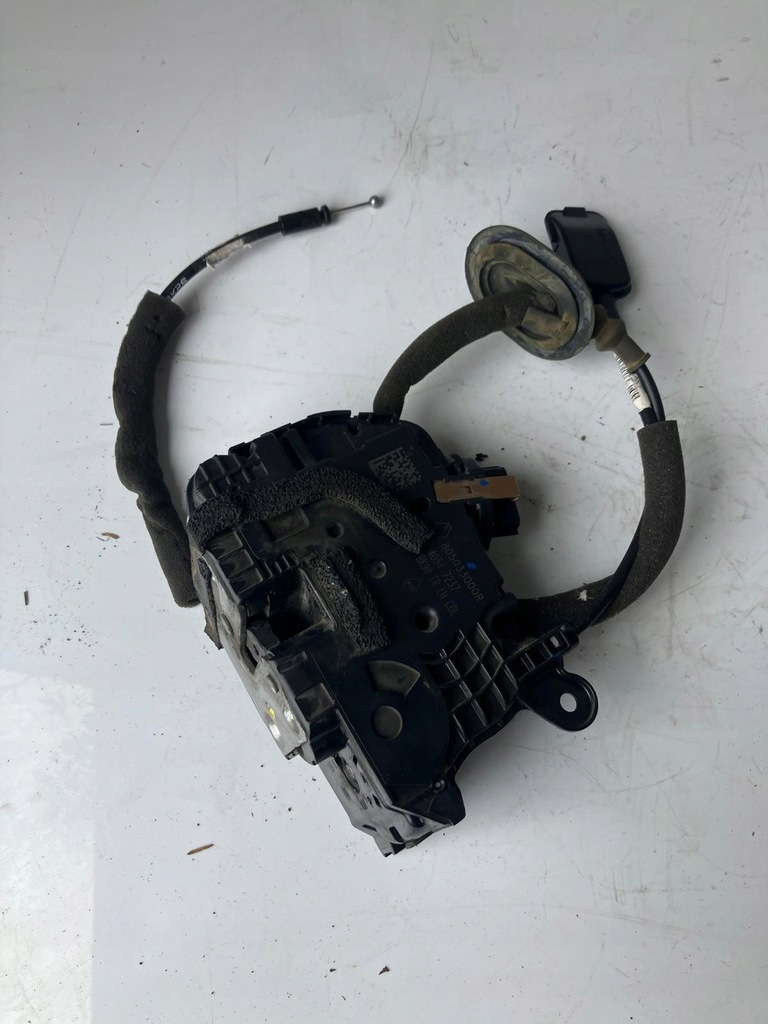 фото №1, Замок двері лівий перед renault clio iv 805033000r