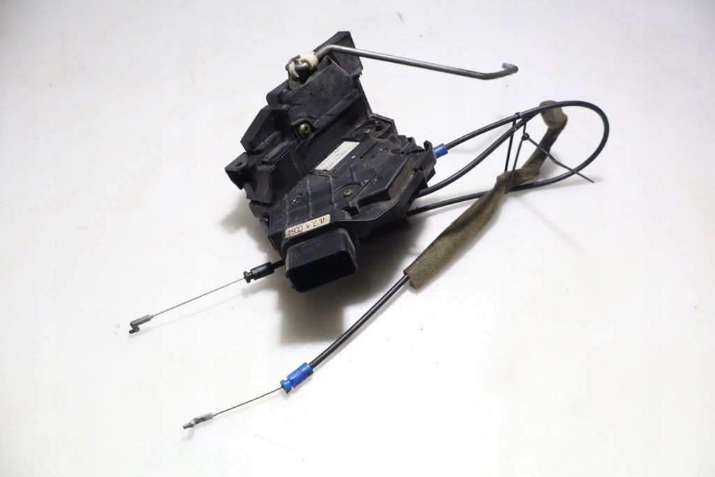 фото №3, Замок правый перед дверь mazda 5 i