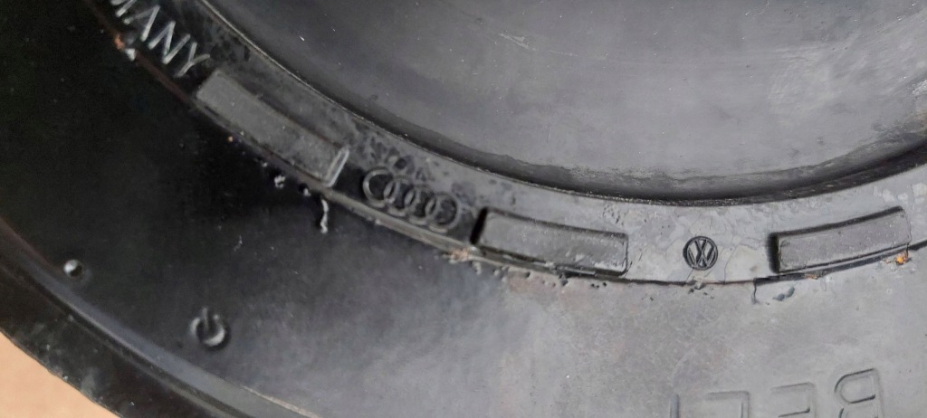 Шків з глушником коливань вала 3.0d 059105251el Ціна