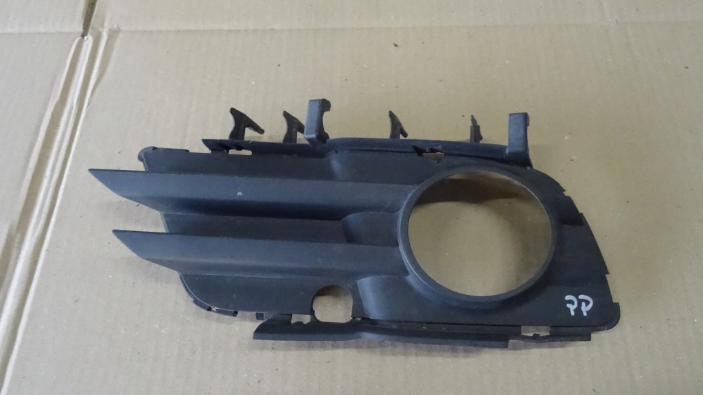 Купить Vectra c решётка бампера правый перед 13100594