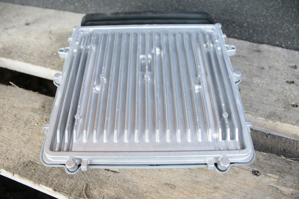 фото №3, Бортовий комп'ютер двигуна bmw e90 2.0