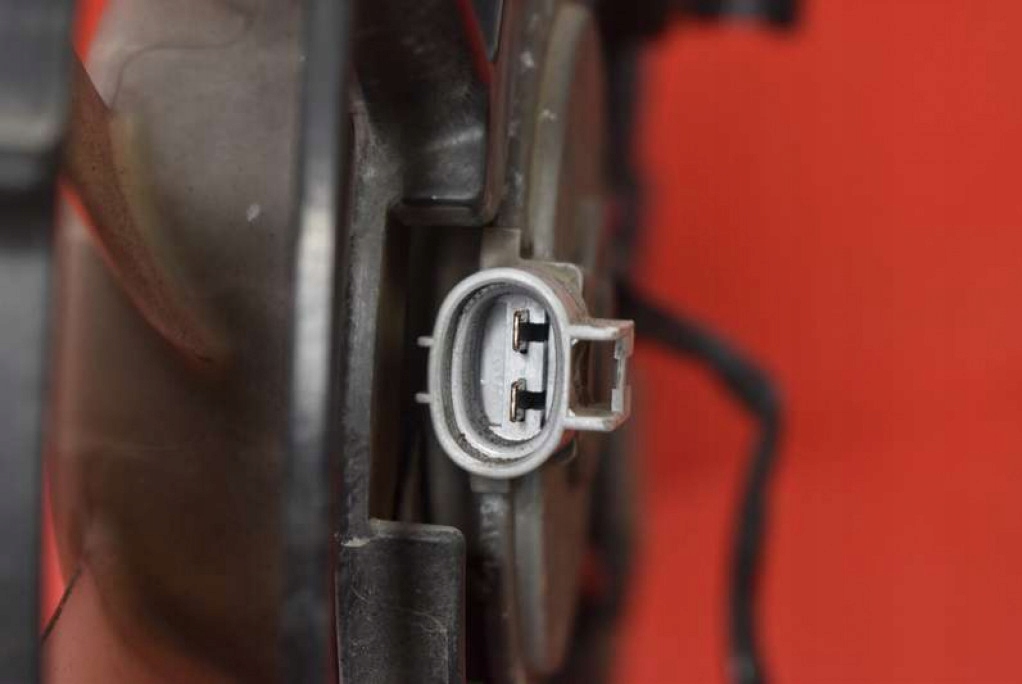 фото №13, Вентилятор 100222-1374 toyota prius 3 iii xw30 1.8 hybrid 99 km 09-11