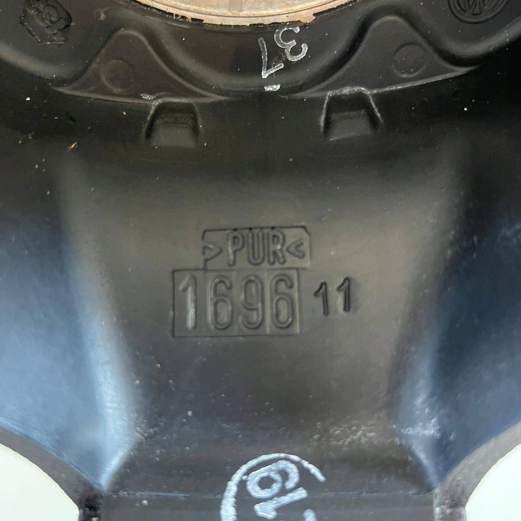 фото №10, Vw scirocco golf v gti r32 повітропровід шкіра шкіряний зрізана 1k0419091at