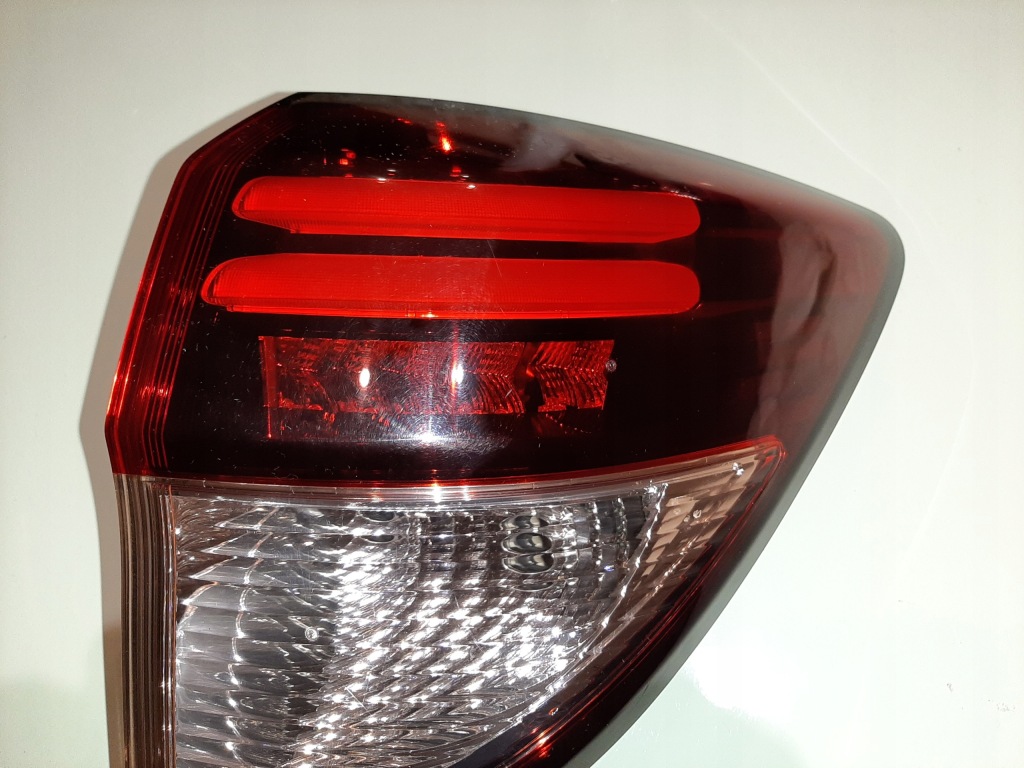 фото №3, Hrv hr-v executive 15- лампа led задняя правый задняя