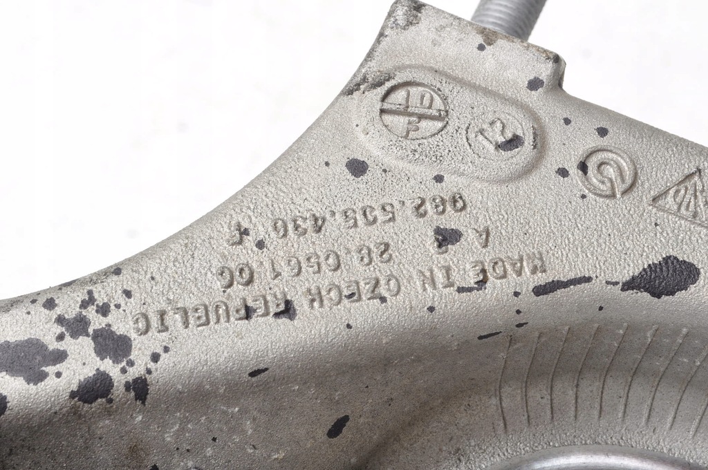 фото №13, Porsche 718 cayman 982 2.0 поворотный кулак правый задняя 21r