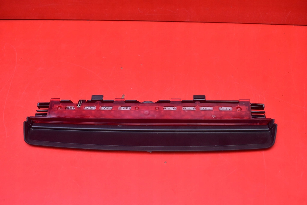 Світло стоп-сигнал стоп 7236015 bmw f07 09-13 в Україні