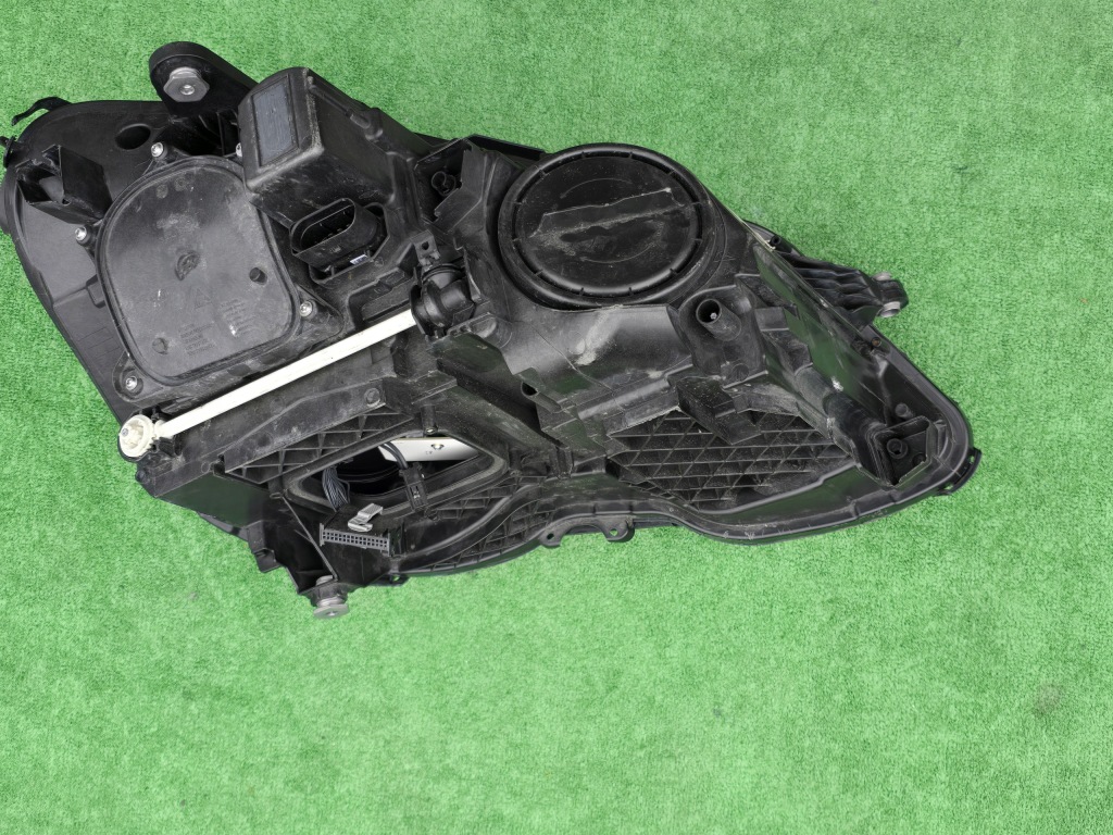 фото №4, Mercedes e-klasa w212 lift led лампа передня