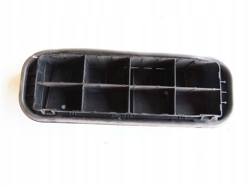 фото №1, Решётка вентиляционная nissan micra k13 2010-2016 rok