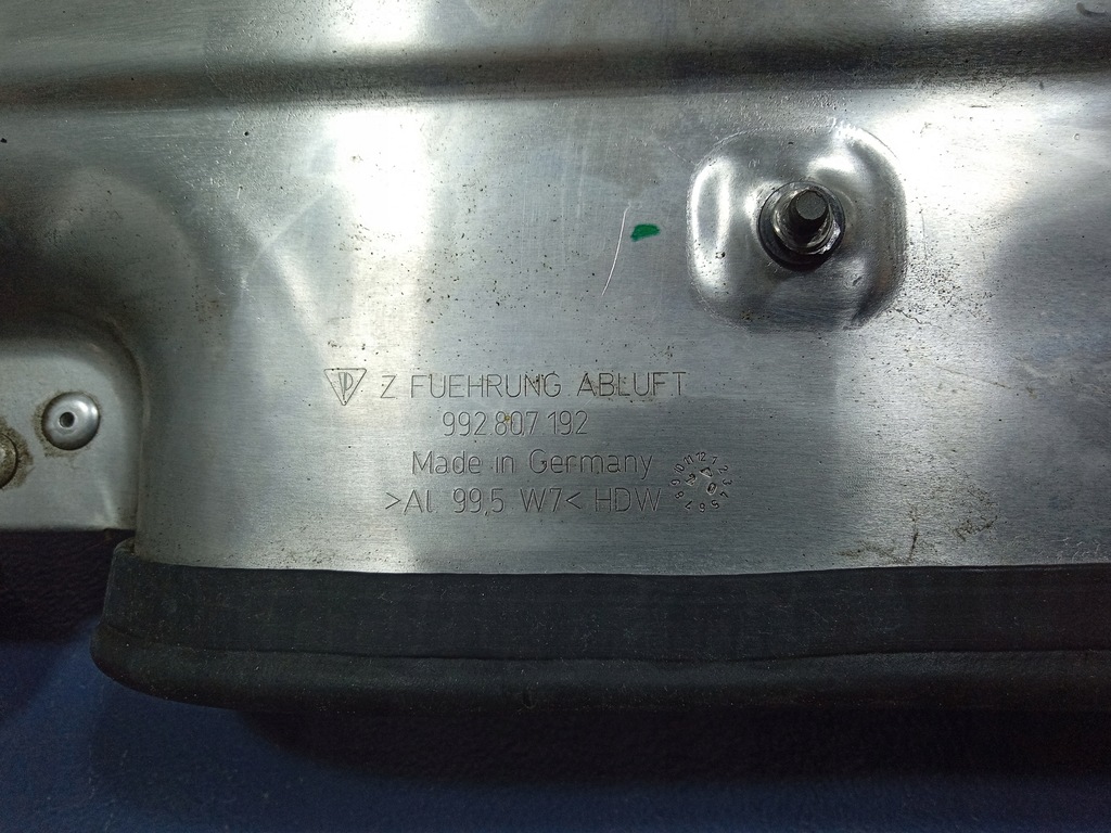 фото №6, Porsche 911 992 19- впуск повітрозабірник канал повітря 992807192