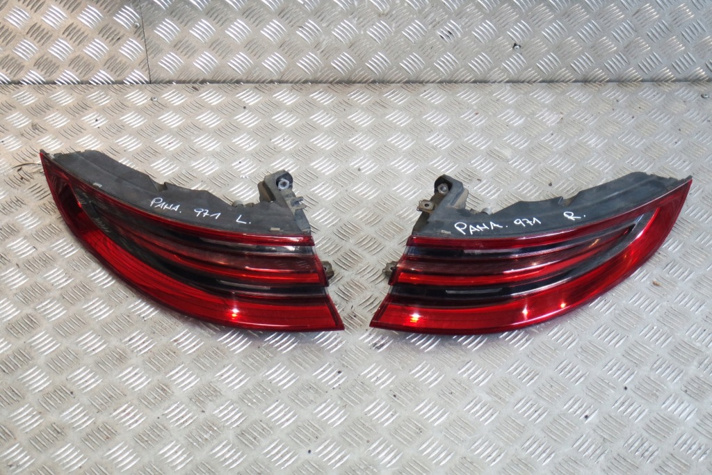 фото №1, Лампы задняя l r porsche panamera 971 974 sport turimo 971945091b 971945092b