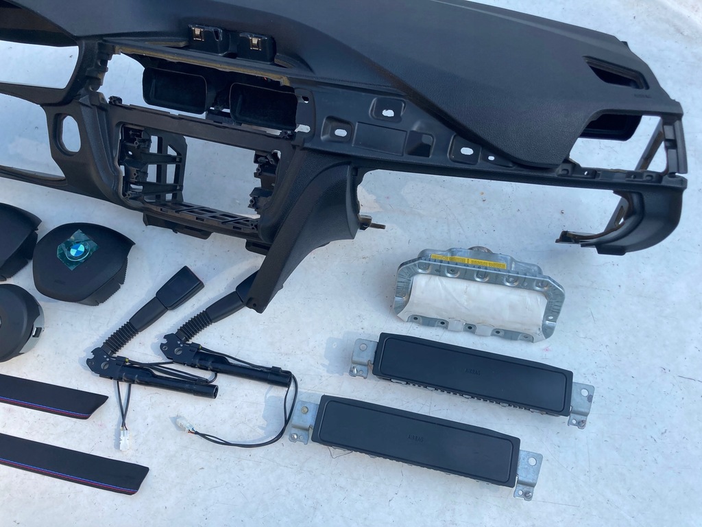 фото №6, Bmw 3 f30 f31 f34 приборная панель приборная панель консоль подушки безопасности