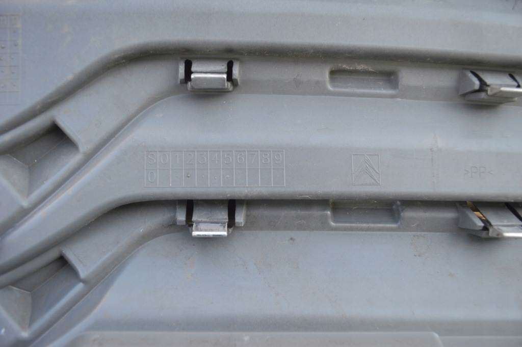 фото №6, Решітка радіатора citroen c1 ii