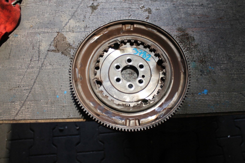 фото №1, 3782. колесо двухмассовый vw skoda 03l105266dp