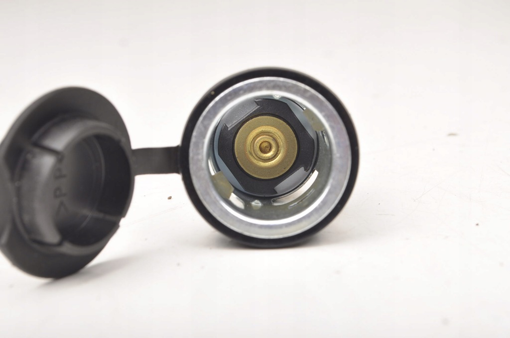 фото №3, Aston martin db7 прикурювач