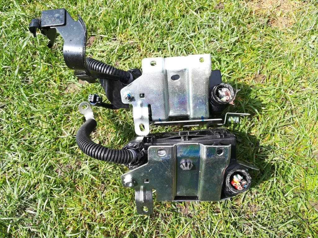 фото №2, Nissan micra k14 корпус предохранителей