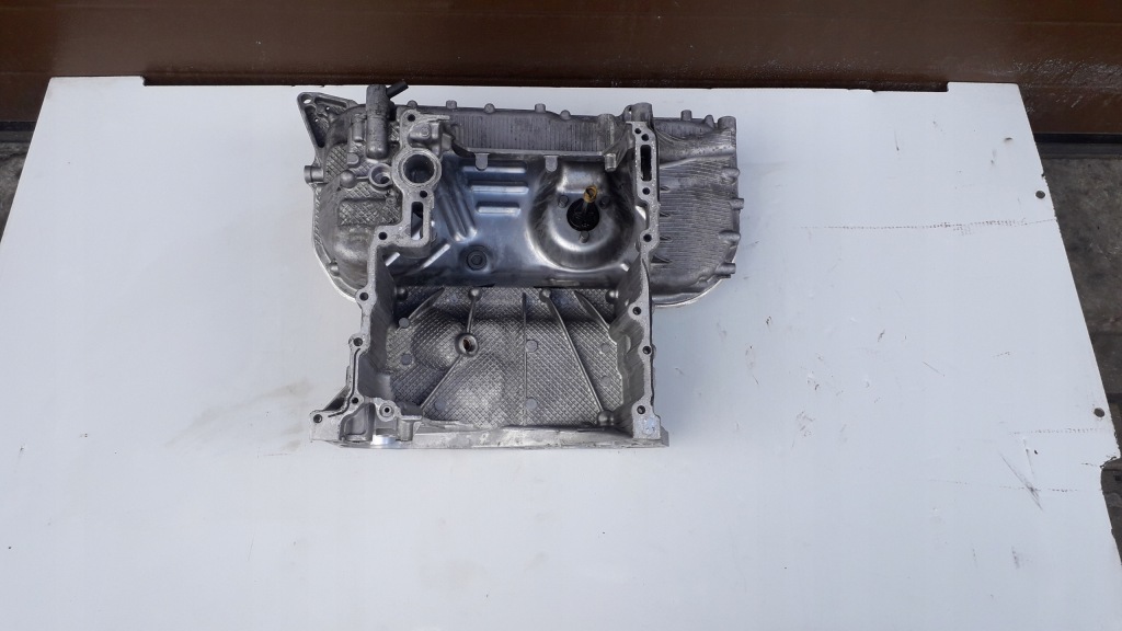 Купить Поддон масляная audi a6 c7 a7 3.0 tdi cdu комплектная